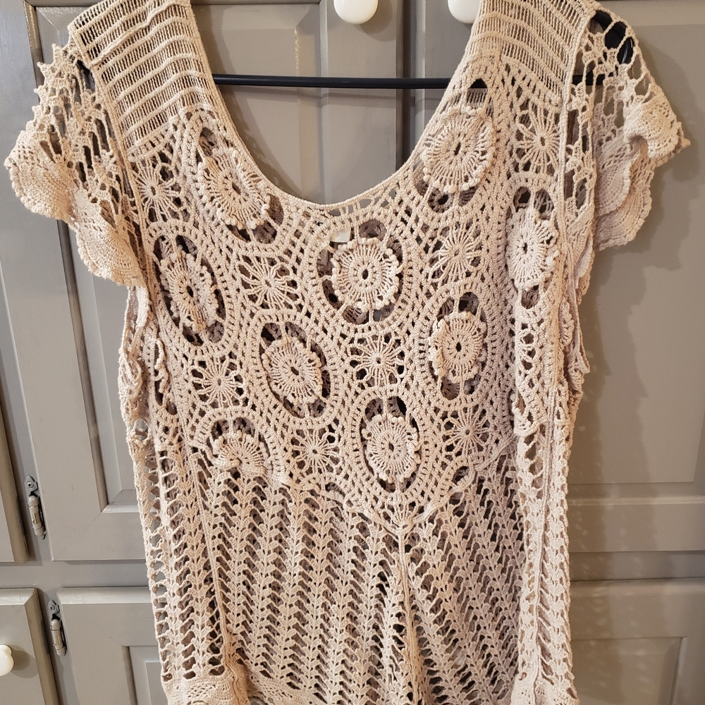 Womens crochet pullover
